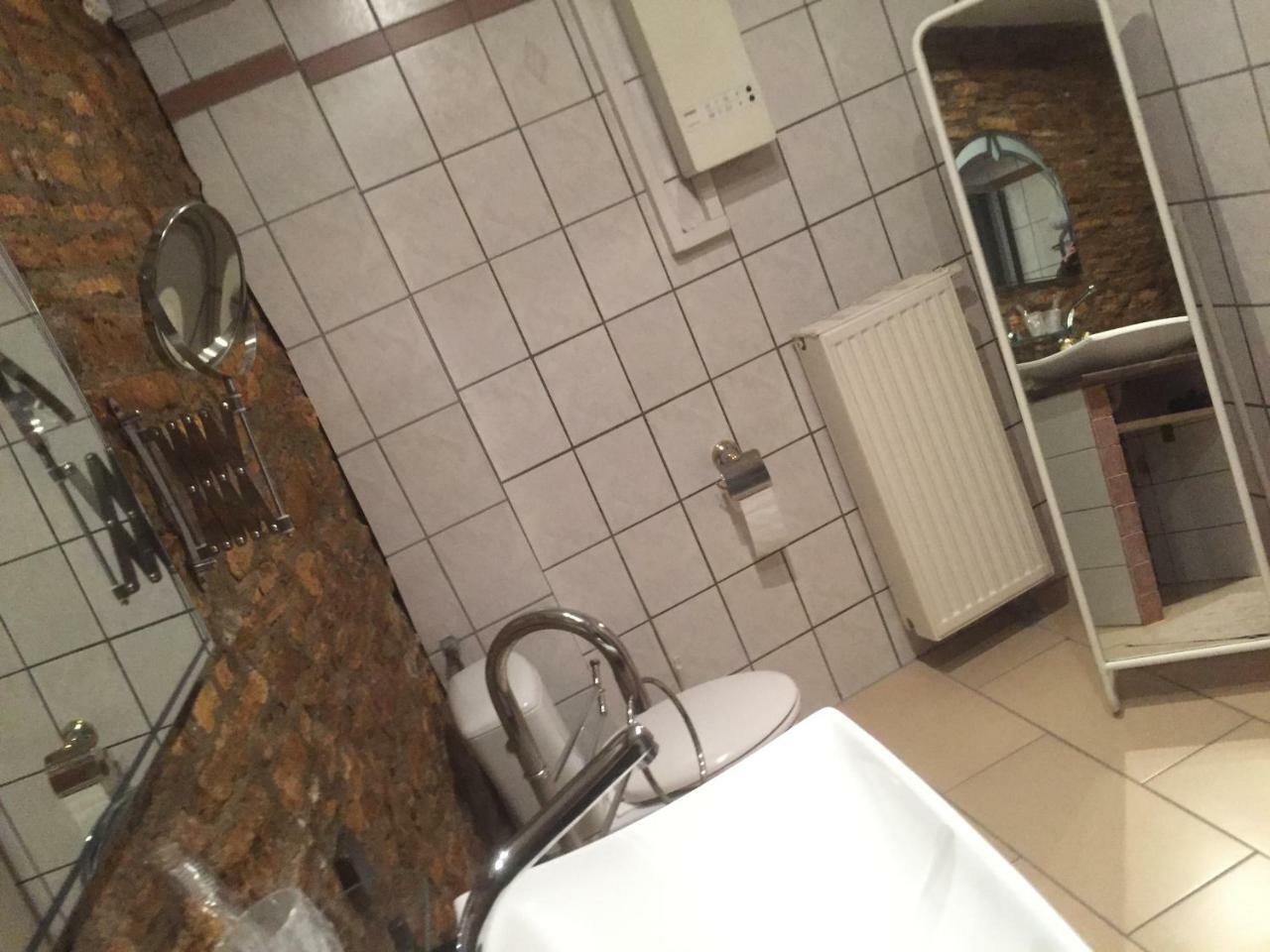 Hotel Weinschloesschen Im Weingut Roos Ilbesheim Exteriér fotografie
