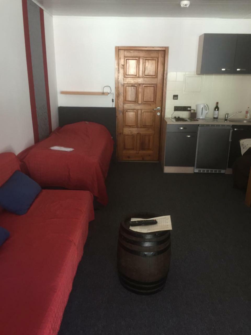 Hotel Weinschloesschen Im Weingut Roos Ilbesheim Exteriér fotografie